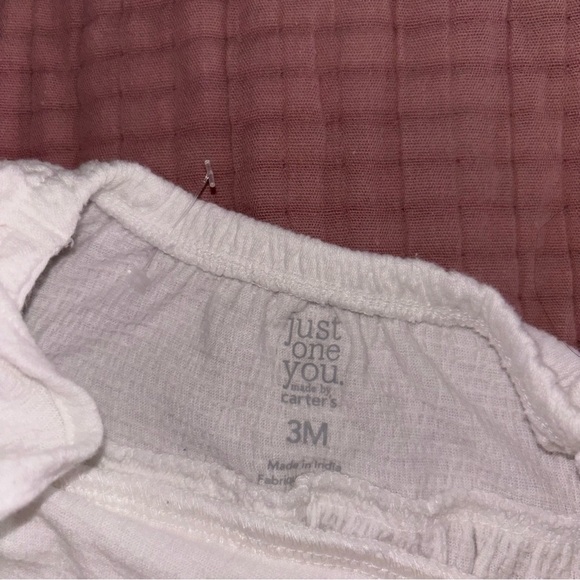 Just one you Red and White Floral Camisole Sleeveless Top - Picture 2 of 2